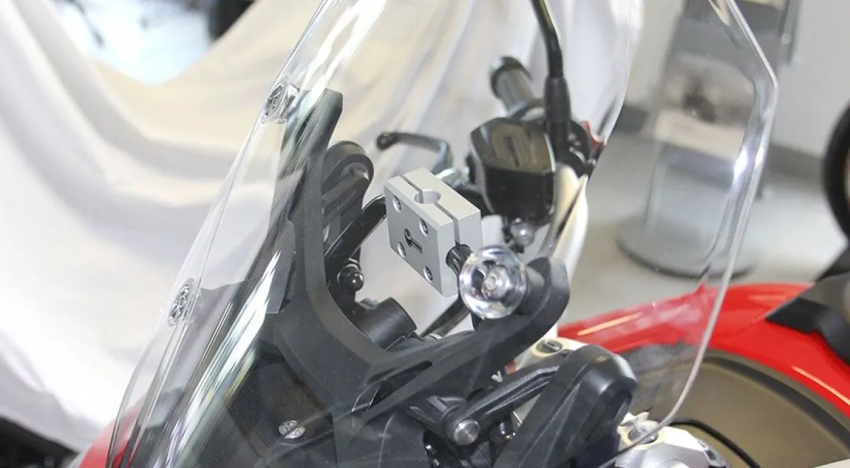 gps-halterung-s1000xr